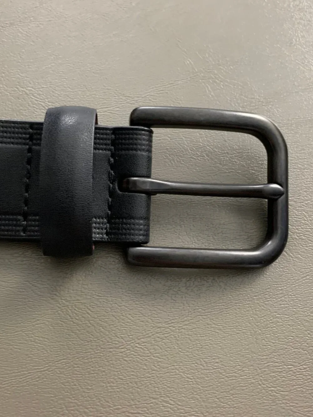 Perry Ellis Men's Embossed Genuine Leather Casual Belt, Black, Size 42